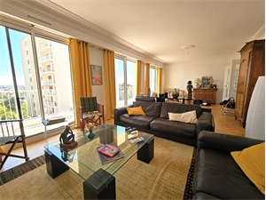 t6 et plus à la vente -   49300  CHOLET, surface 123 m2 vente t6 et plus - UBI481139948